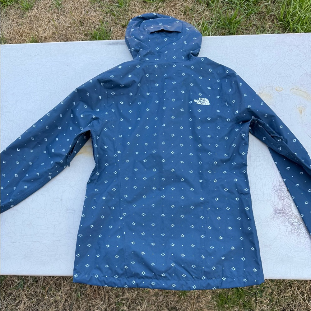 Women’s North Face raincoat size Small